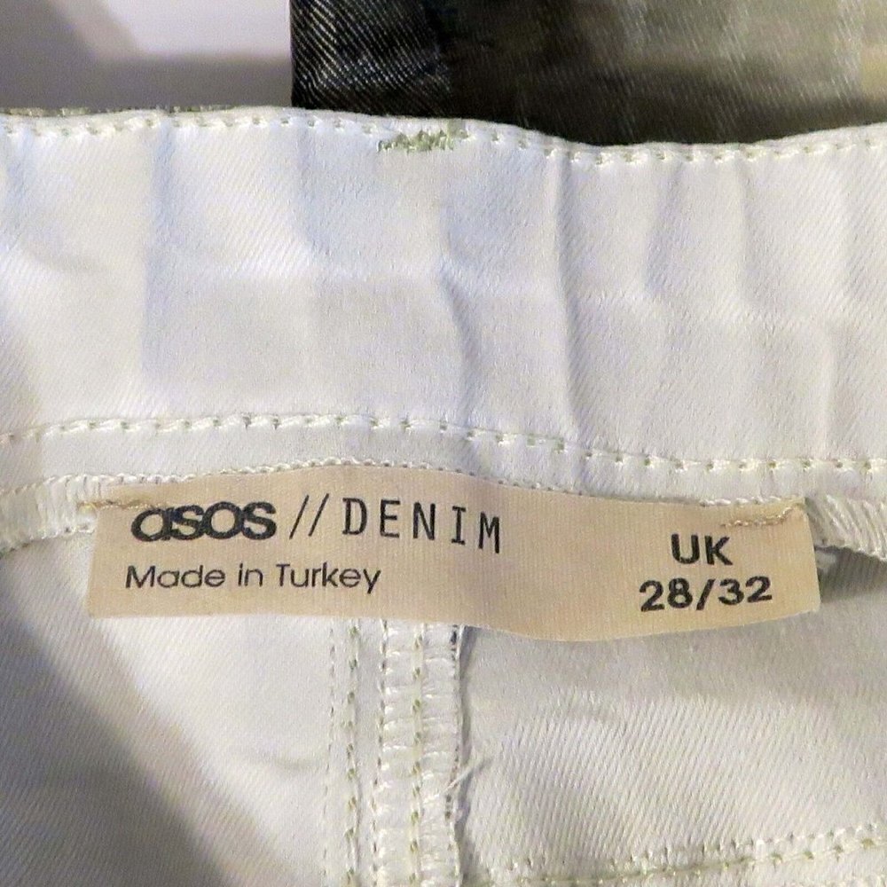 ASOS DESIGN Ritson Original Mom Jeans Croc Lizard Straight Leg Pants 28/32 sz 10 - Picture 8 of 10